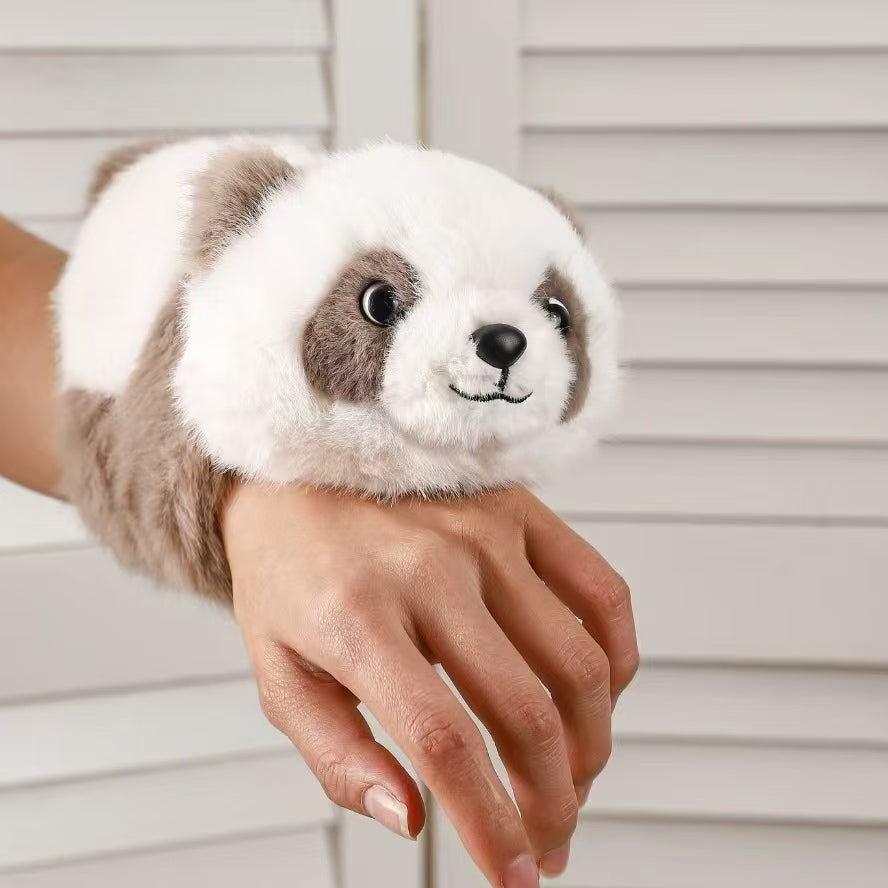 Qin Hanhan the giant panda Qizai plush toy slap bracelet