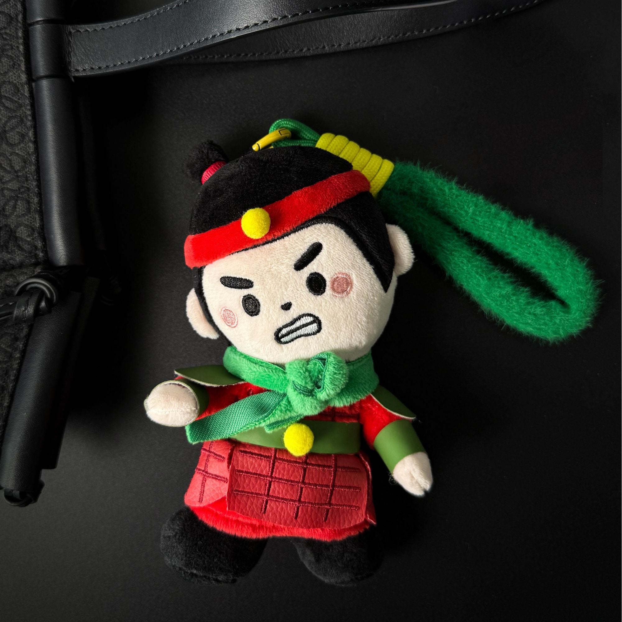 Tang Dynasty Elegant Sound Series – “Wai Di Hen” Squeeze Sound Plush Toy