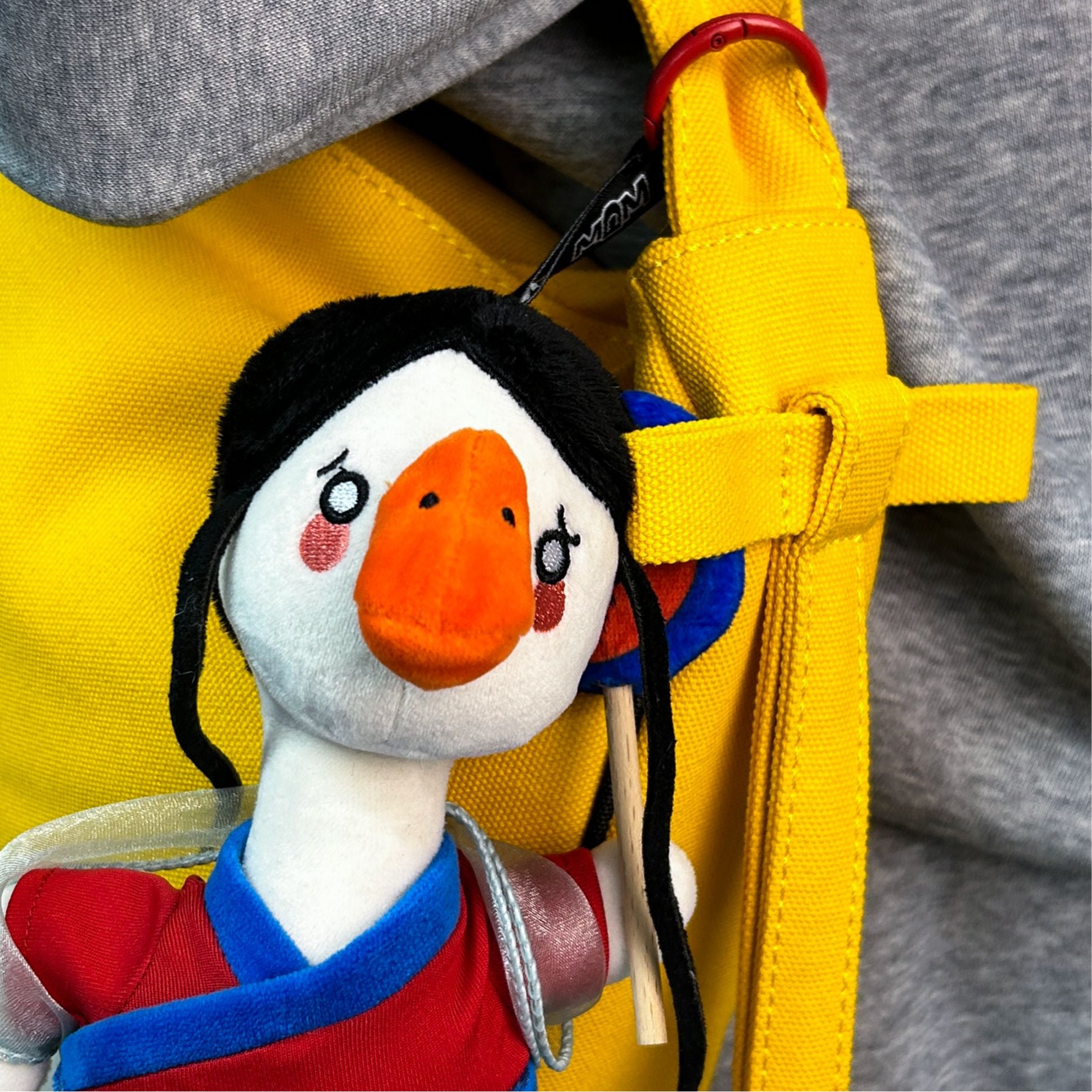 Tang Dynasty Elegant Sound Series – “E Di Shen” Squeeze Sound Plush Toy