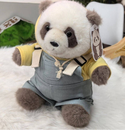Qin Han-Han Adorable Hugging Pose