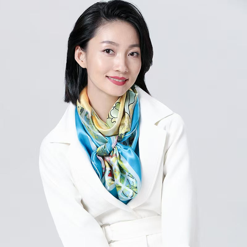 Flowers in full bloom and the moon in its full glory