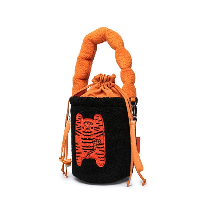 Original Design 2024 Fall/Winter Plush Handheld Crossbody Bucket Bag